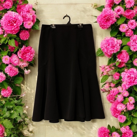 East 5th Black Skirt - Picture 4 of 14